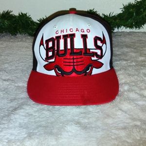 Vintage 1990s Snapback Chicago Bulls Hat